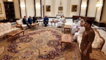 Lukashenko se entrevista el 1 de diciembre con el sultán de Omán, Haitham bin Tariq Al Said