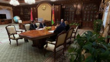 
 Lukashenko: La gente debe estar segura de la imparcialidad del sistema de admisión a las universidades 