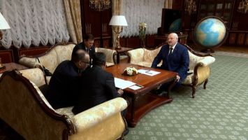 
Lukashenko ve la oportunidad de aumentar el giro comercial entre Belarús e India varias veces
