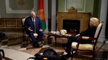 
 Lukashenko en una entrevista con los estadounidenses: ¡Putin QUIERE la paz! // ¿Y Zelenski? // ¿En qué tiene razón Trump?
 