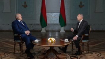 
 Lukashenko: La escalada del conflicto puede acabar en la
destrucción de Ucrania 