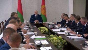 Lukashenko: No habrá país sin desarrollo rural, es la base