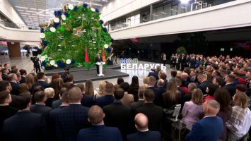 Lukashenko: La tendencia hacia la calidad se vuelve decisiva en condiciones de competencia agresiva