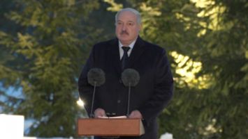
  Lukashenko: El
precio de la Gran Victoria – nuestro dolor común     
