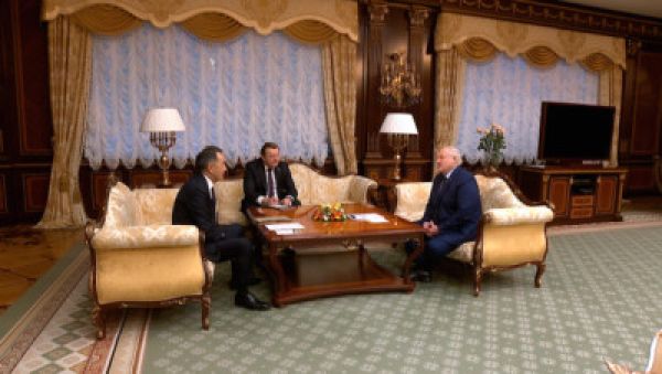 Lukashenkoy Sagintaev mantuvieron una reunión