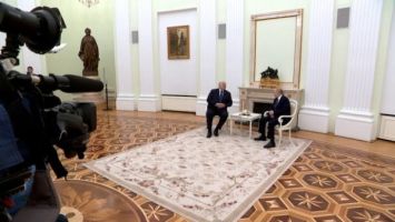 
 Lukashenko propuso a Putin debatir una serie de problemas regionales 