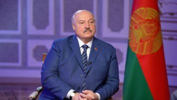 Lukashenko felicitó a Ovechkin por su récord de goles en la NHL