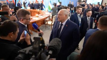 Lukashenko respondió a la pregunta de cuántos sistemas de misiles Oréshnik recibirá Belarús