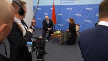 
Lukashenko concedió una entrevista al programa ruso “60
minutos”